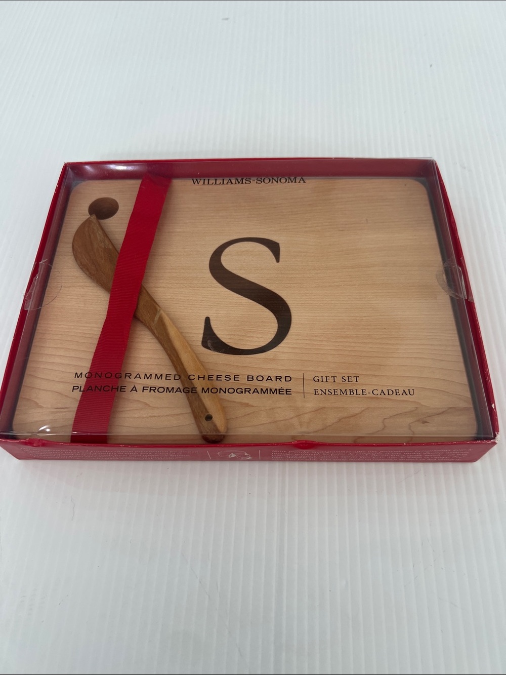 Williams Sonoma Red-Trimmed Monogrammed Cherry Cheese Board Gift Set